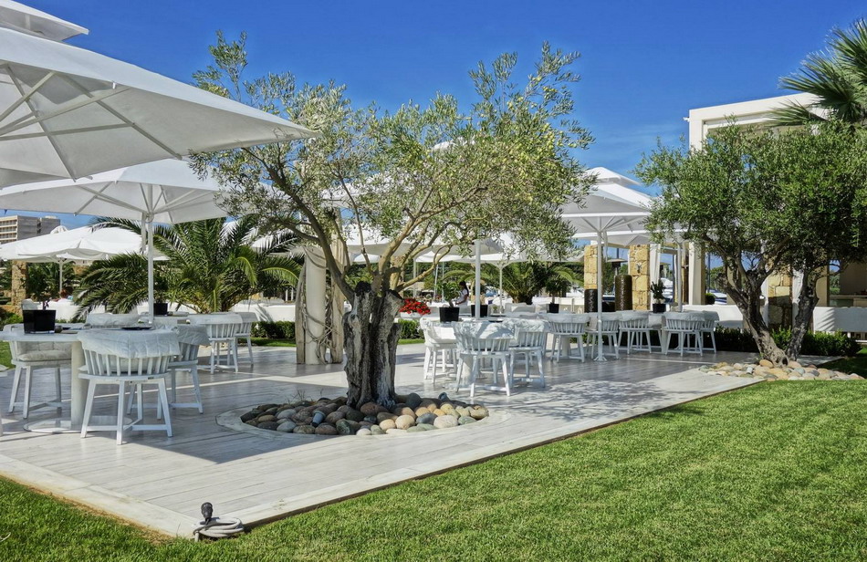  Sani beach Kasandra Halkidiki 